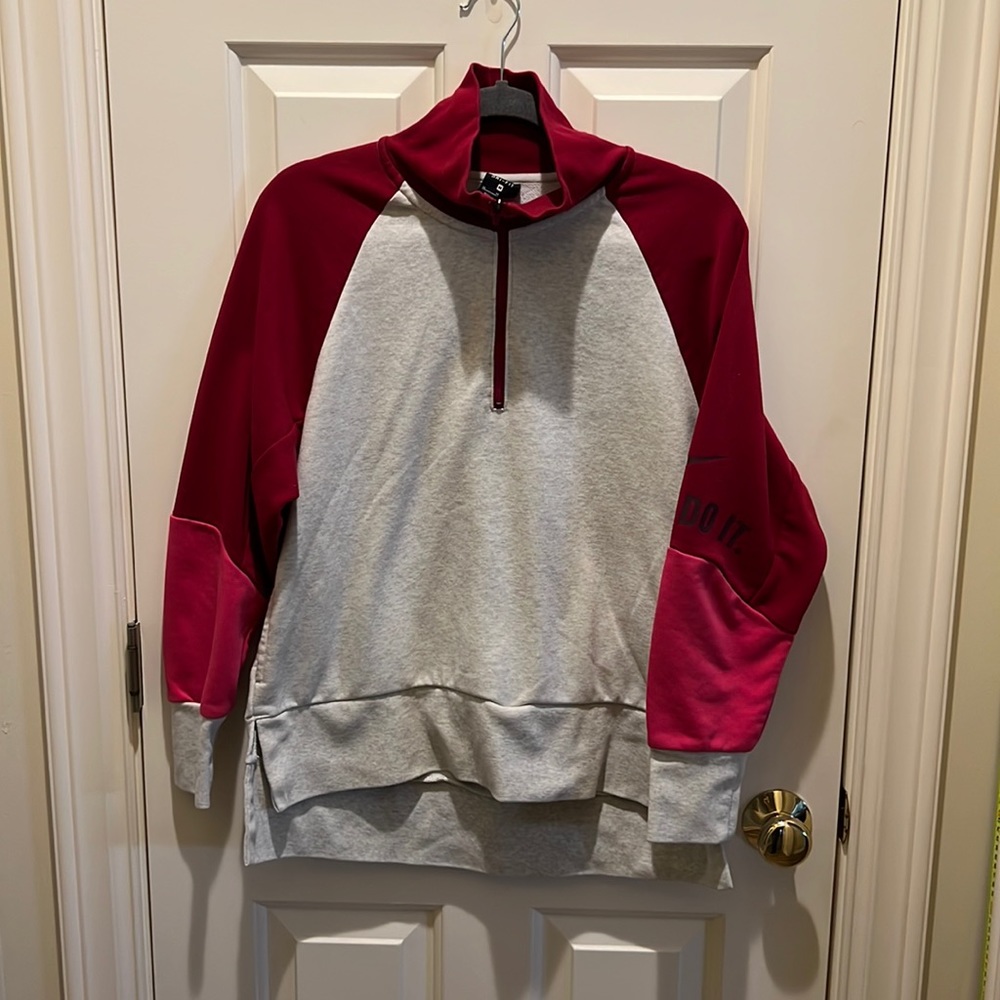 Nike Sweatshirt with quarter zip